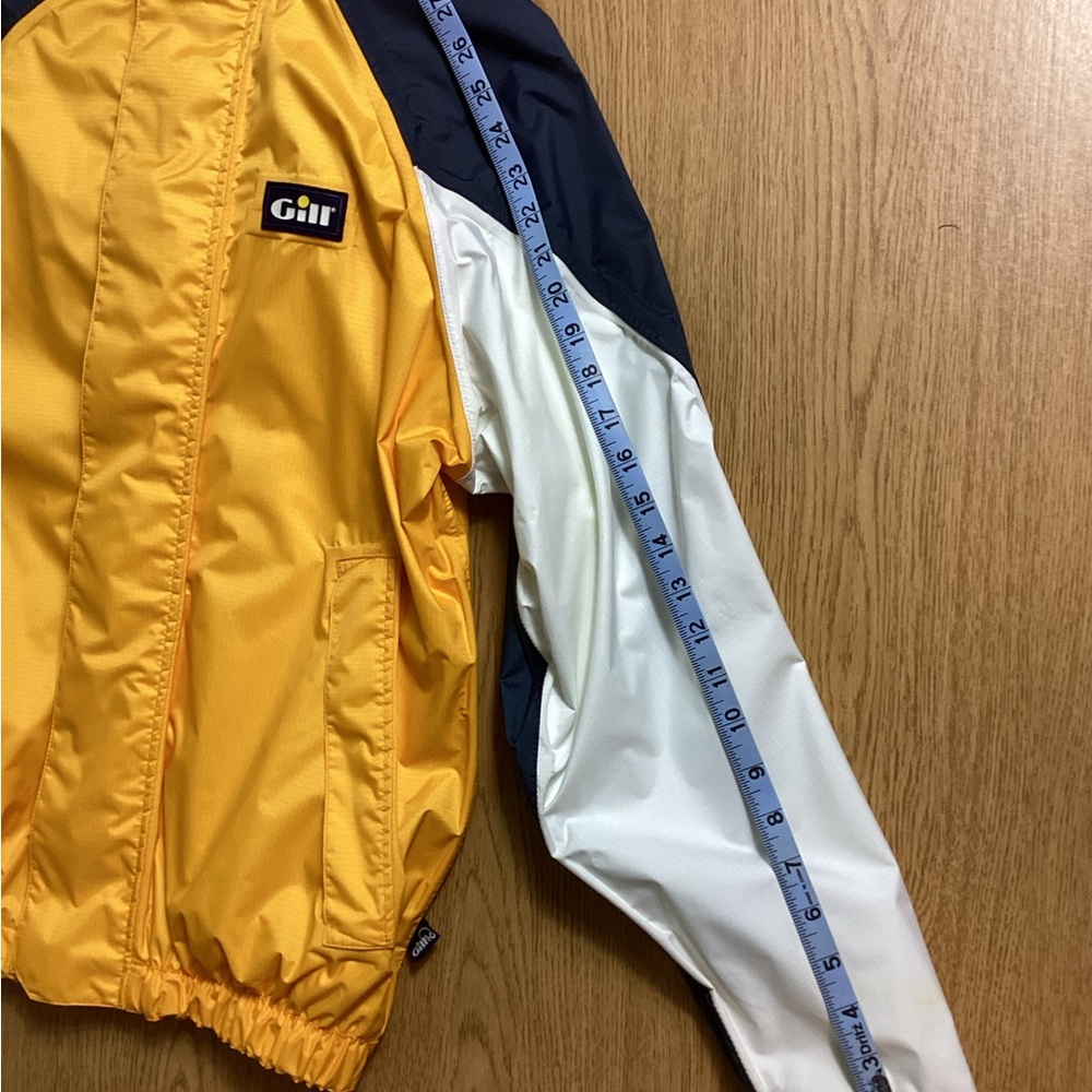 Gill O2 breathable sailing jacket; Size: small - Picture 14 of 16